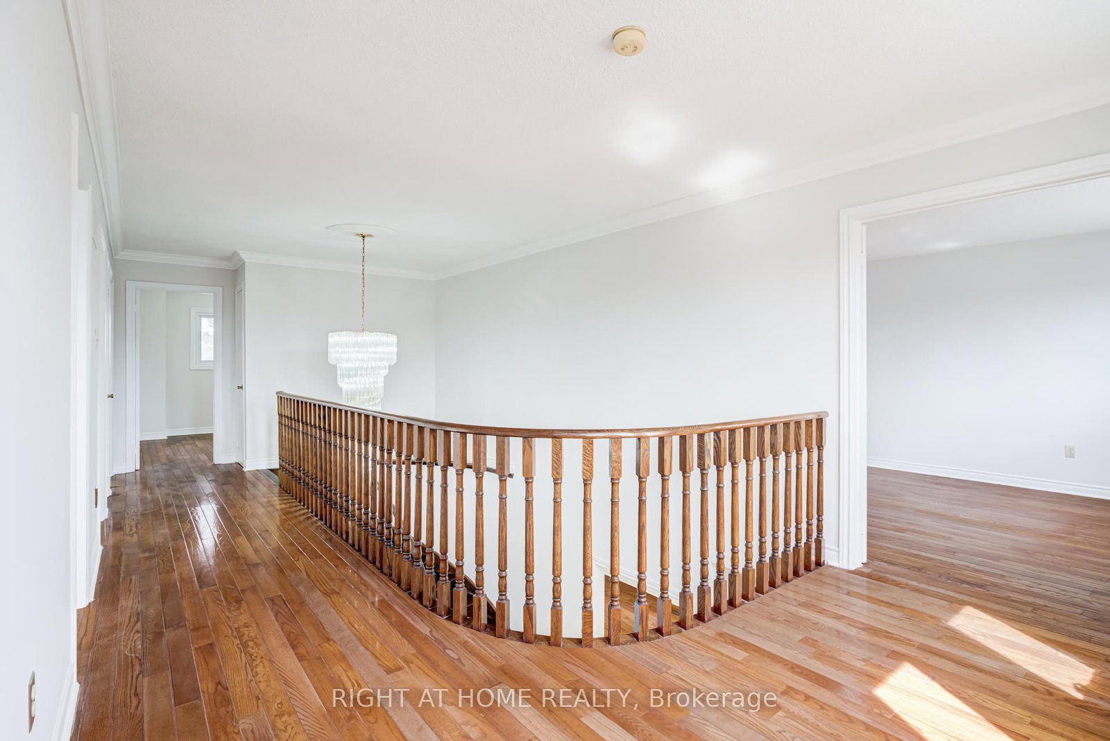 Detached House for sale at 46 Hewlett Crescent, Markham, Ontario, L3P 7J8 - Markville - MLS: N13009654