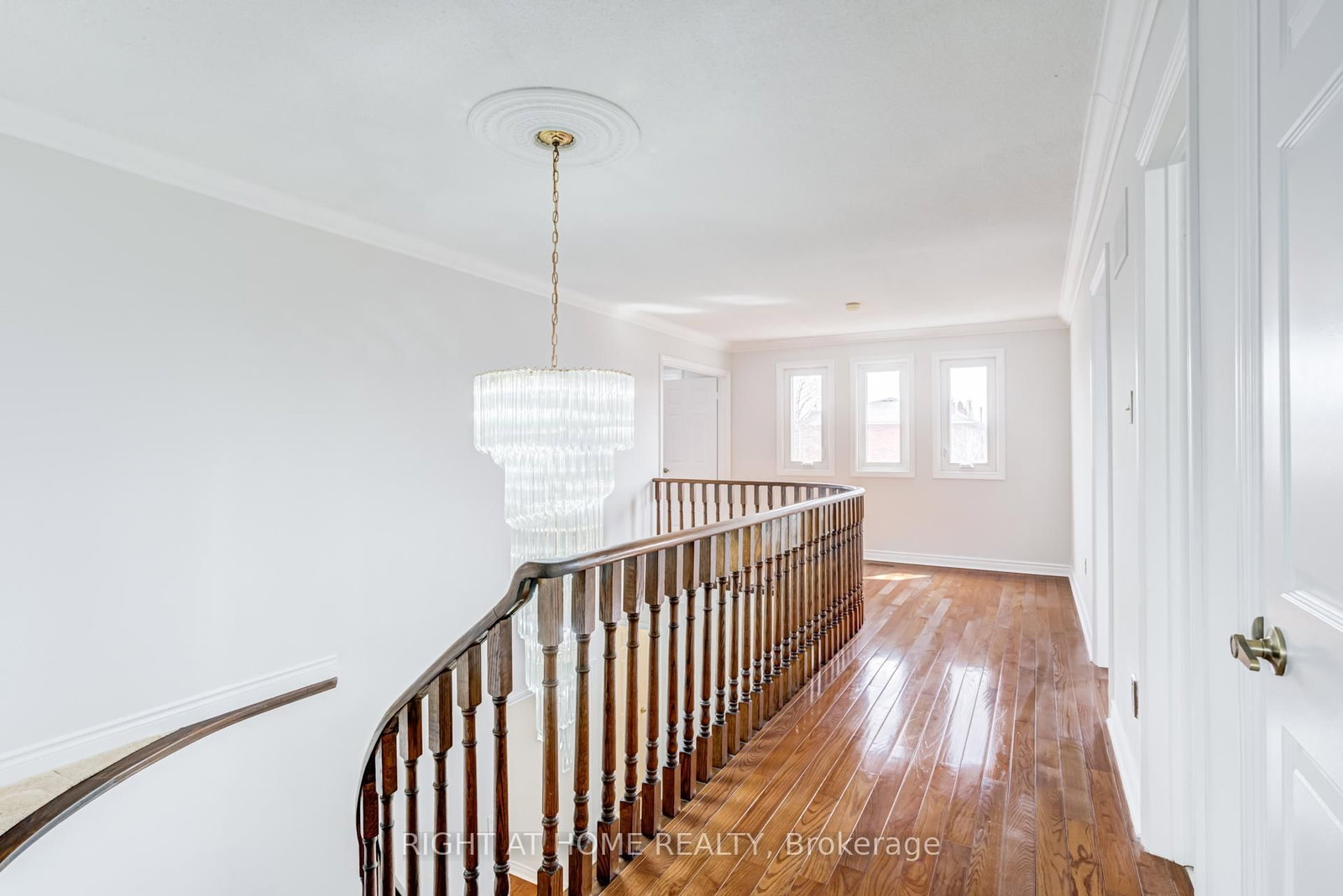 Detached House for sale at 46 Hewlett Crescent, Markham, Ontario, L3P 7J8 - Markville - MLS: N13009654