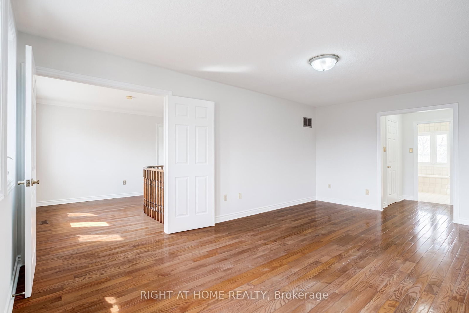 Detached House for sale at 46 Hewlett Crescent, Markham, Ontario, L3P 7J8 - Markville - MLS: N13009654