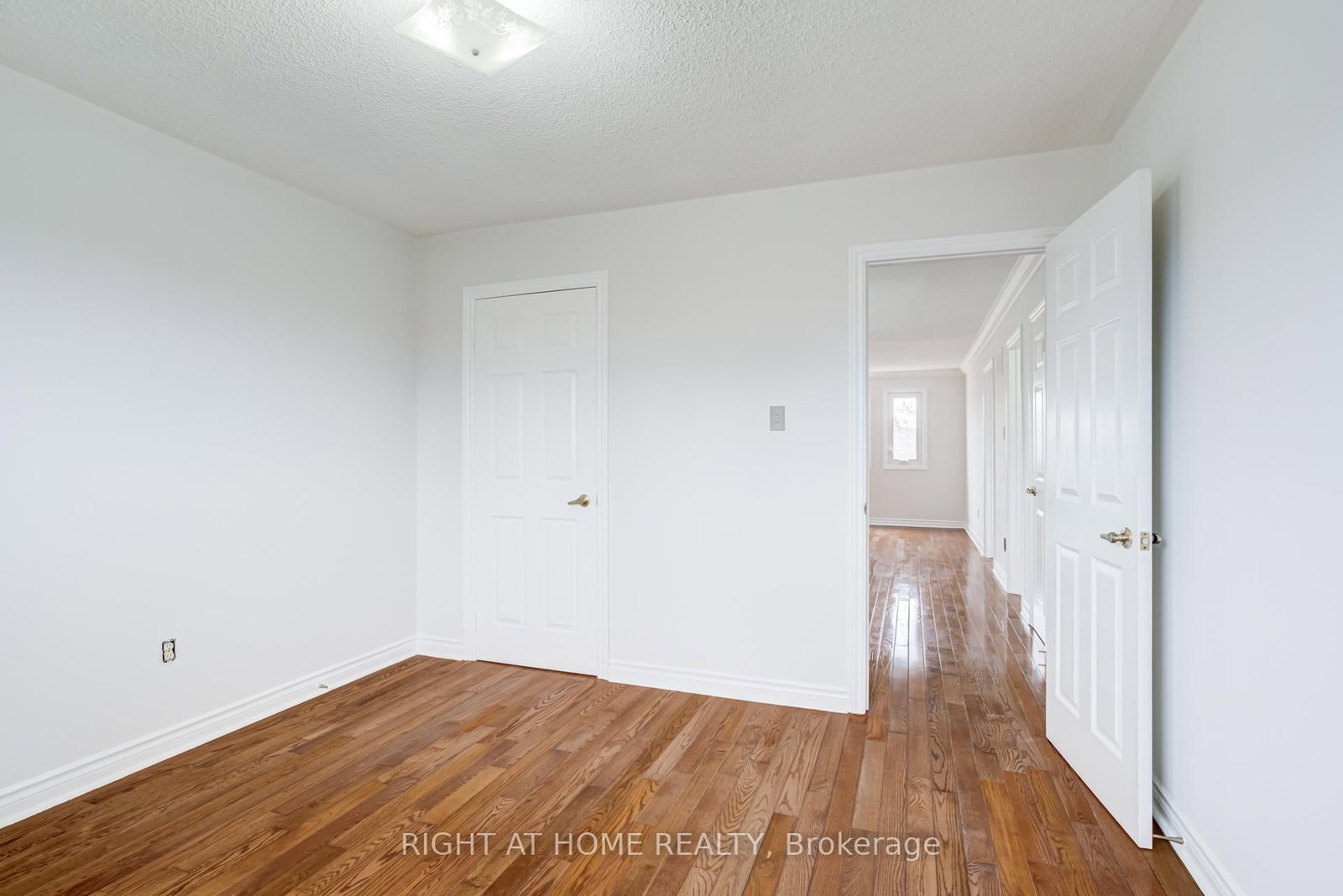 Detached House for sale at 46 Hewlett Crescent, Markham, Ontario, L3P 7J8 - Markville - MLS: N13009654