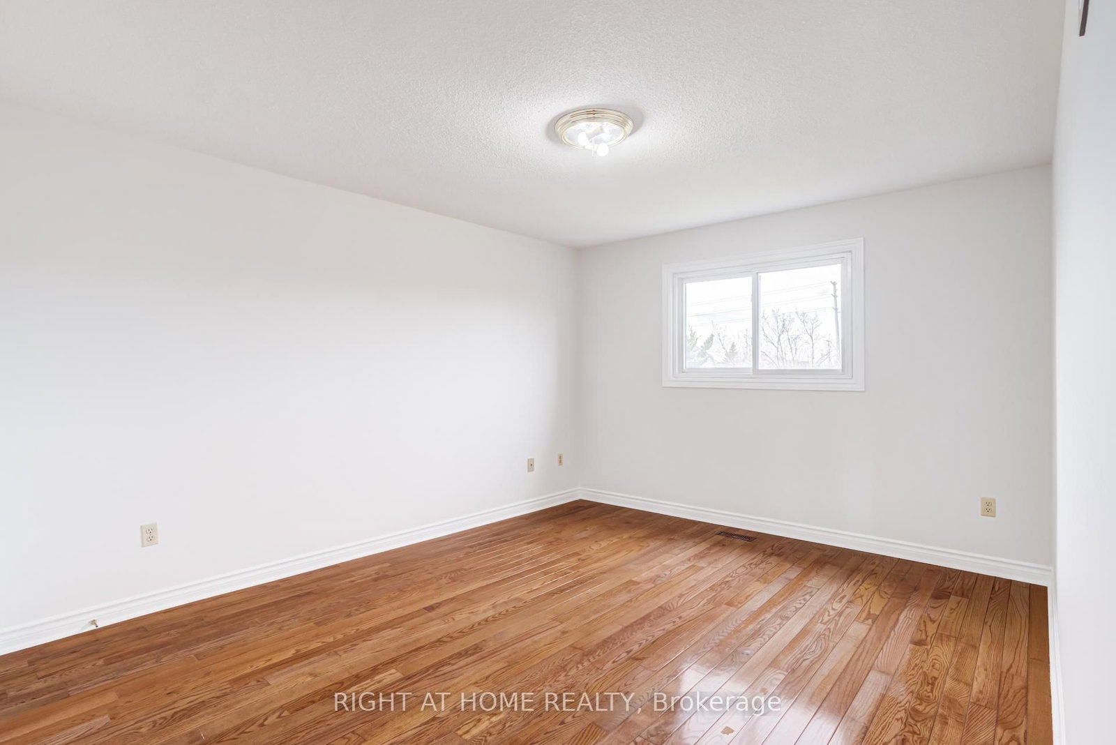 Detached House for sale at 46 Hewlett Crescent, Markham, Ontario, L3P 7J8 - Markville - MLS: N13009654