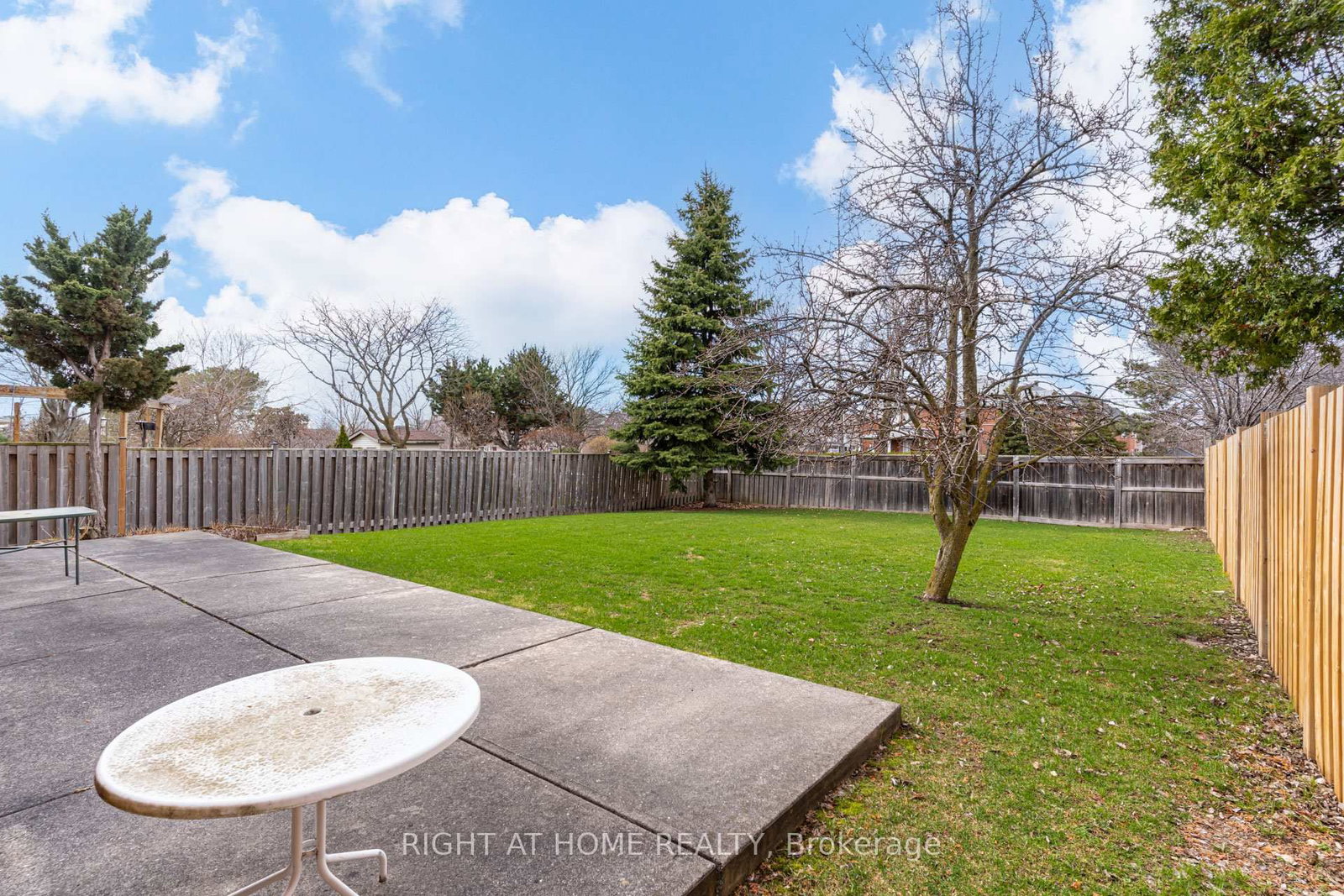 Detached House for sale at 46 Hewlett Crescent, Markham, Ontario, L3P 7J8 - Markville - MLS: N13009654