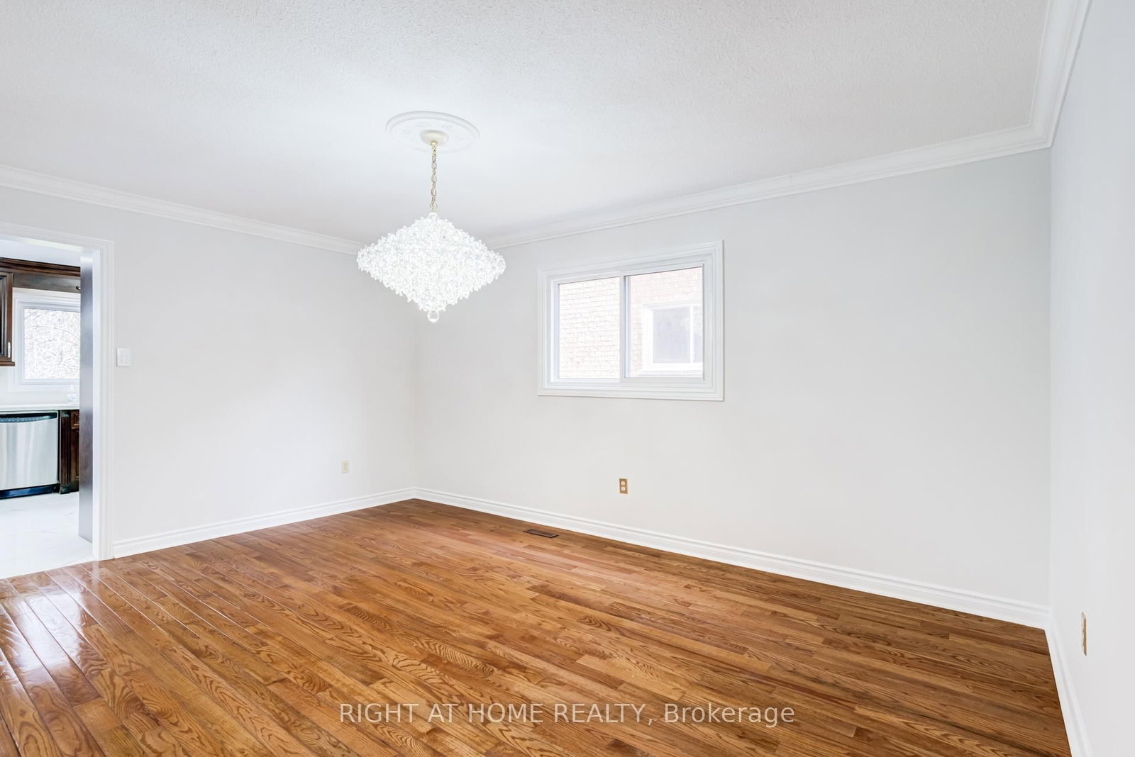 Detached House for sale at 46 Hewlett Crescent, Markham, Ontario, L3P 7J8 - Markville - MLS: N13009654