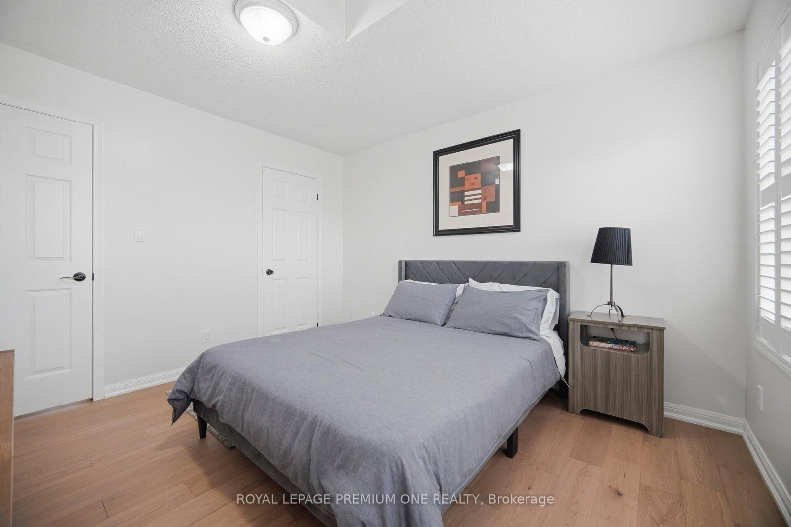 Detached House for sale at 21 Ocean Avenue, Vaughan, Ontario, L6A 2X7 - Vellore Village - MLS: N13009658