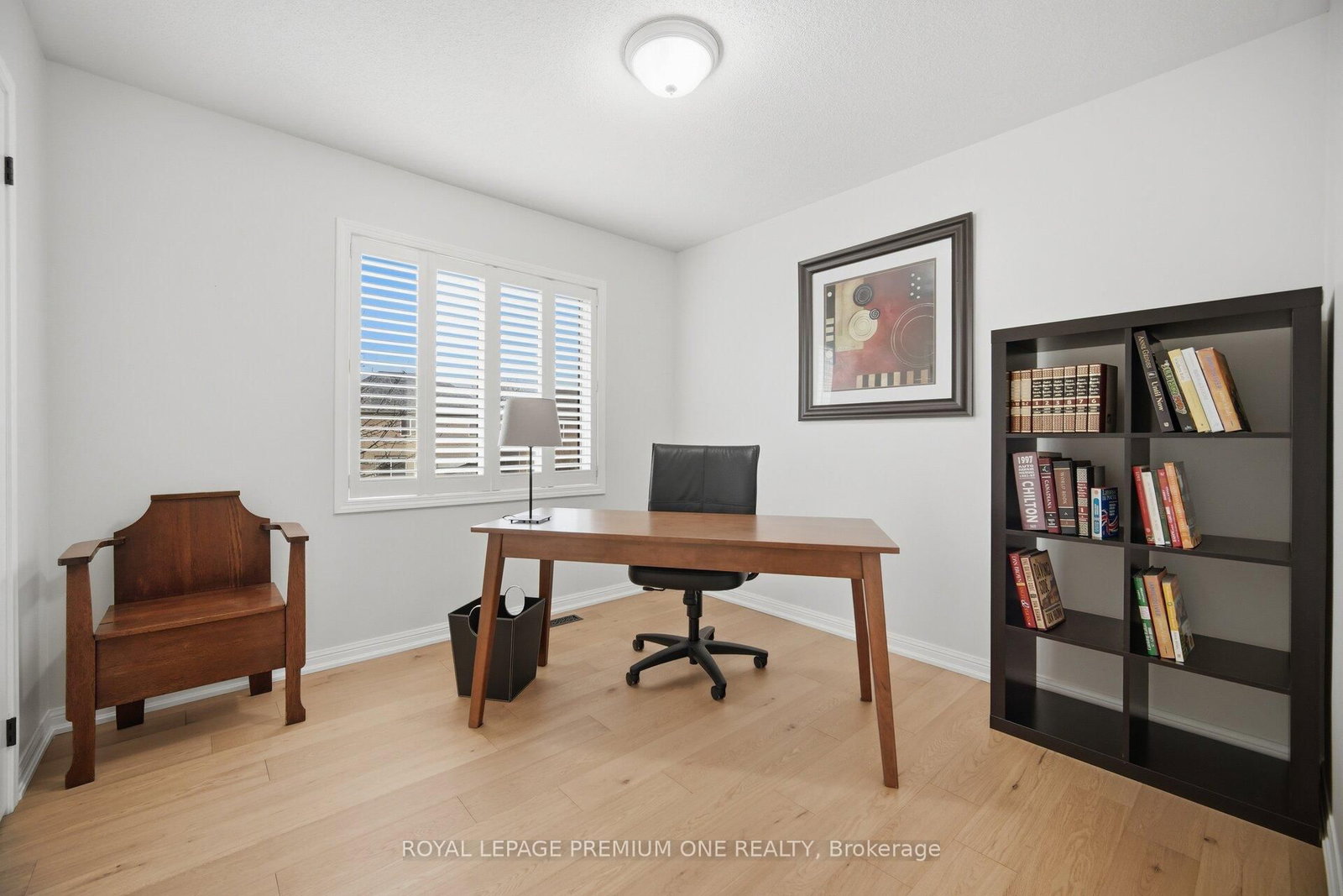 Detached House for sale at 21 Ocean Avenue, Vaughan, Ontario, L6A 2X7 - Vellore Village - MLS: N13009658