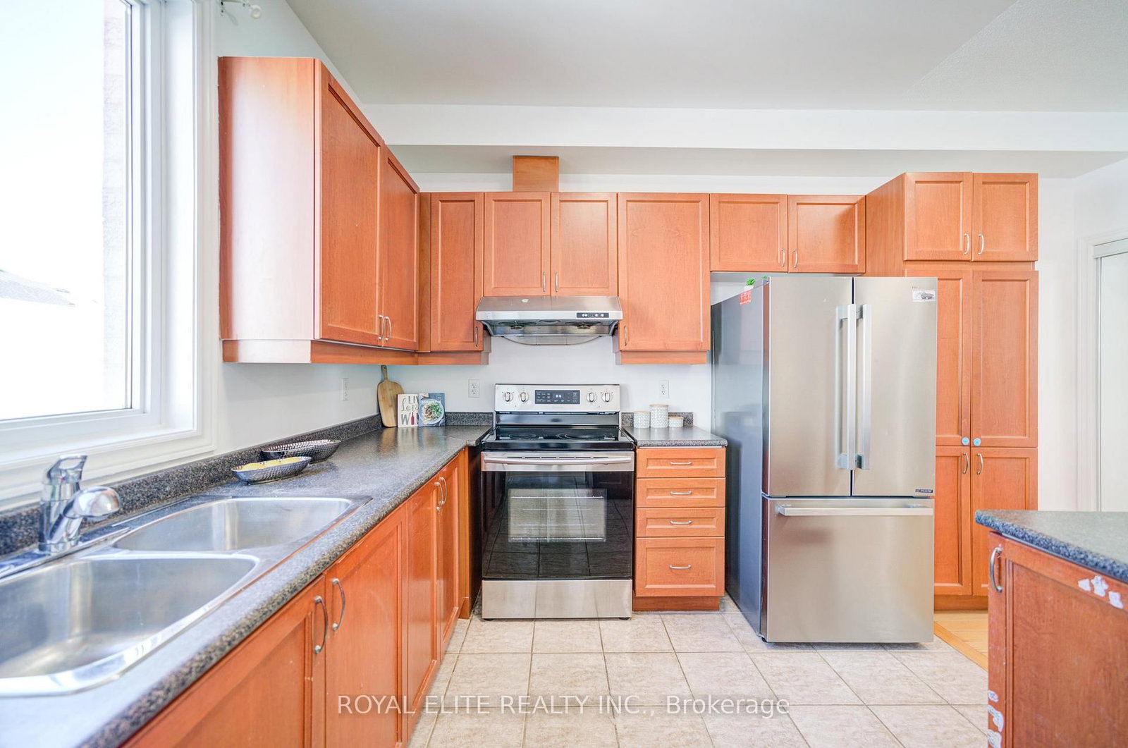 Townhouse for sale at 358 William Berczy Boulevard, Markham, Ontario, L6C 0C2 - Berczy - MLS: N13009772