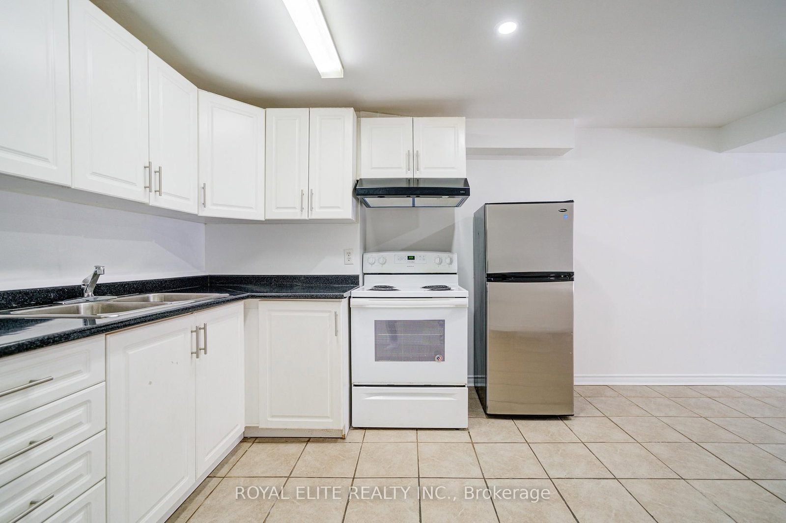 Townhouse for sale at 358 William Berczy Boulevard, Markham, Ontario, L6C 0C2 - Berczy - MLS: N13009772