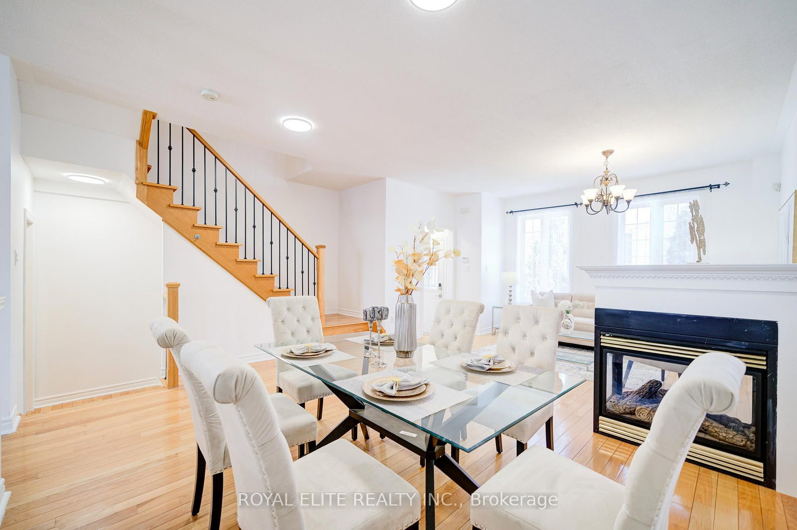 Townhouse for sale at 358 William Berczy Boulevard, Markham, Ontario, L6C 0C2 - Berczy - MLS: N13009772