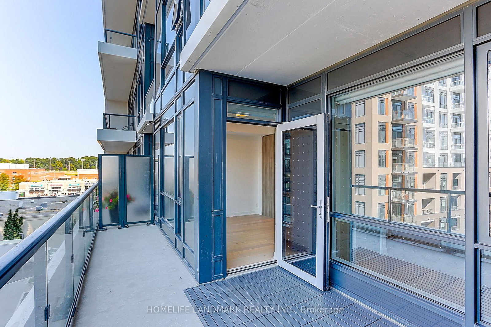 7950 Bathurst Street, Unit B-532 - Photo 28