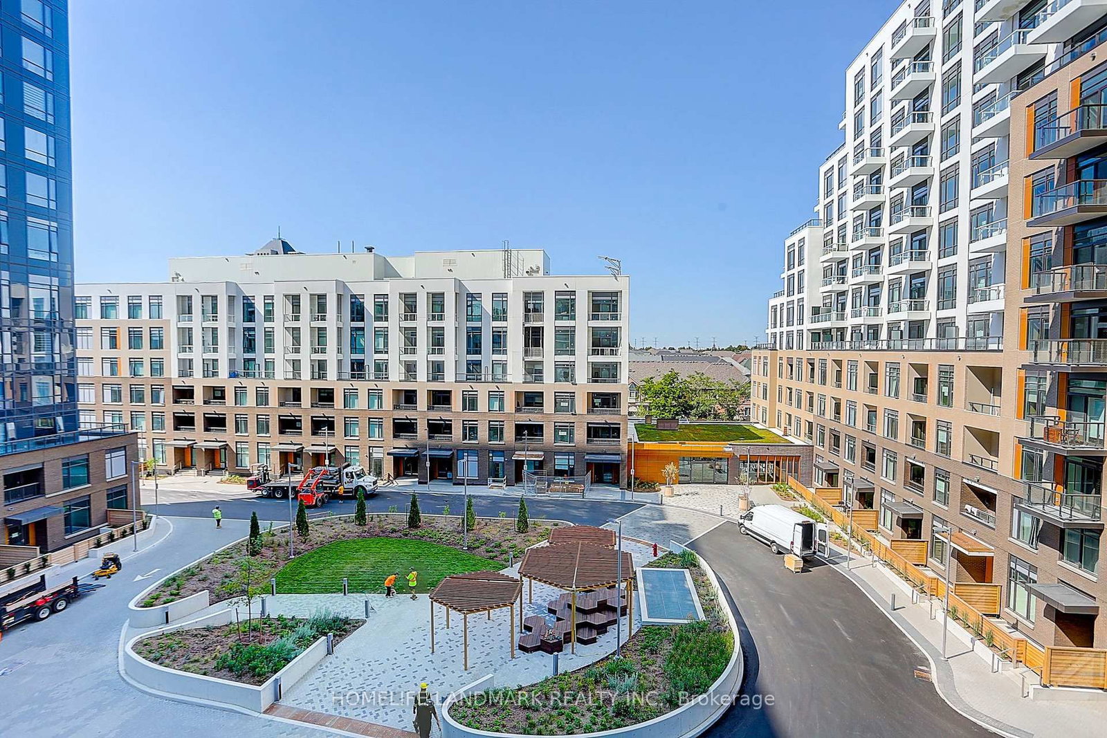 7950 Bathurst Street, Unit B-532 - Photo 30