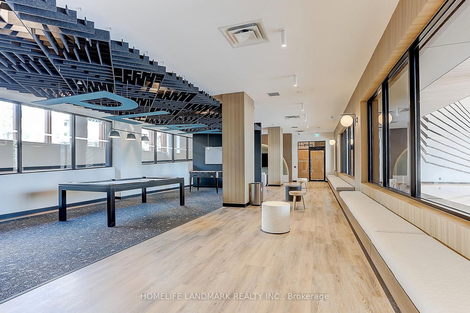 7950 Bathurst Street, Unit B-532 - Photo 35