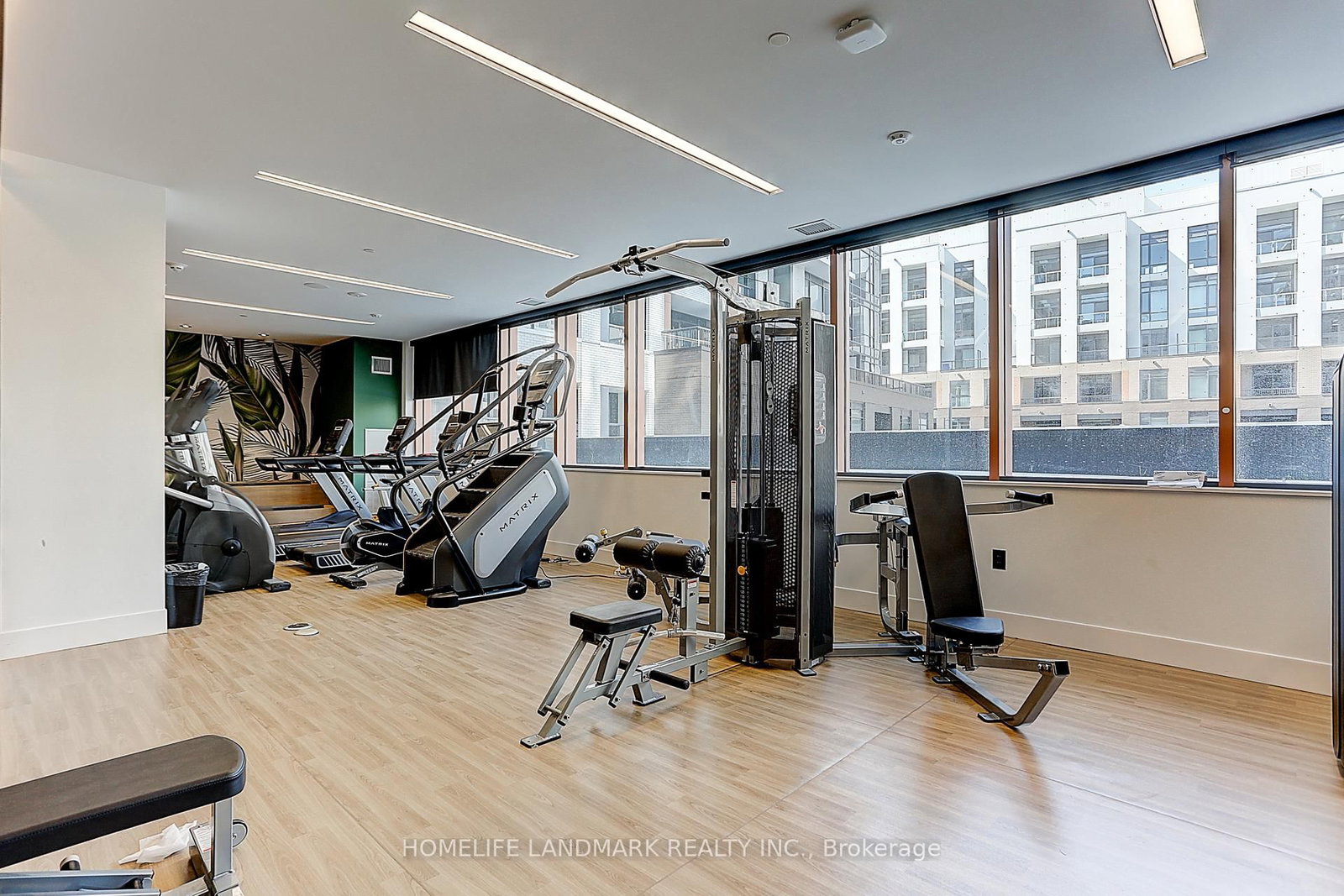 7950 Bathurst Street, Unit B-532 - Photo 40