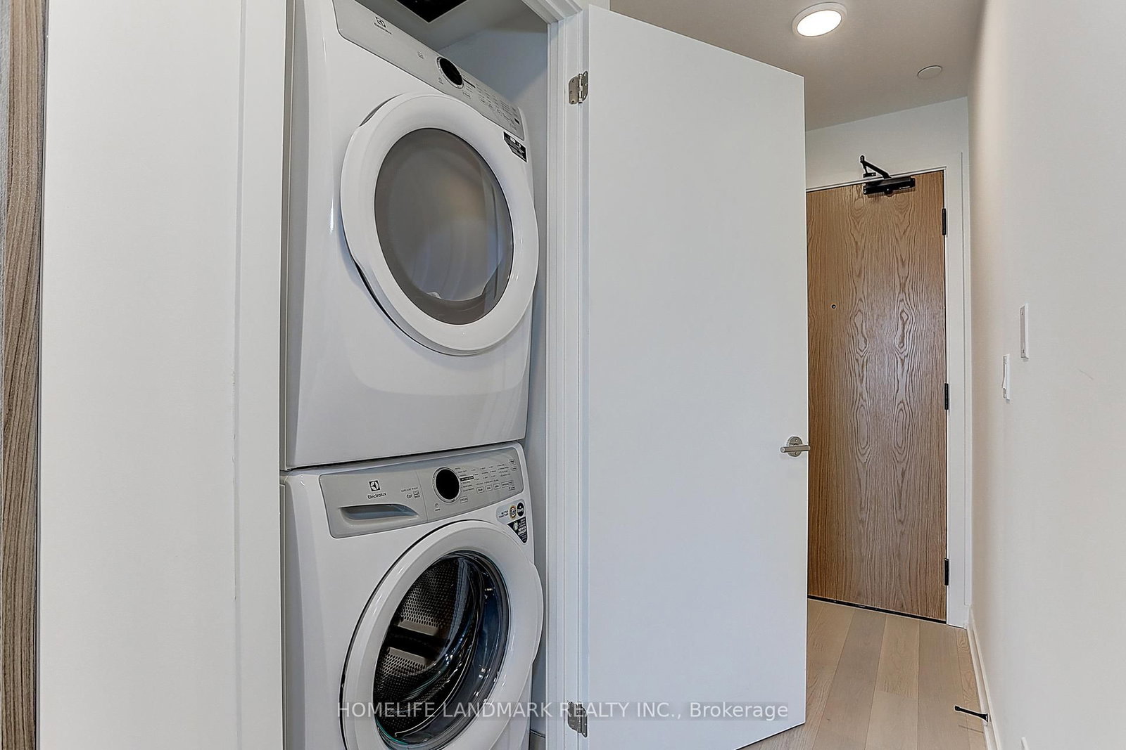 7950 Bathurst Street, Unit B-532 - Photo 6