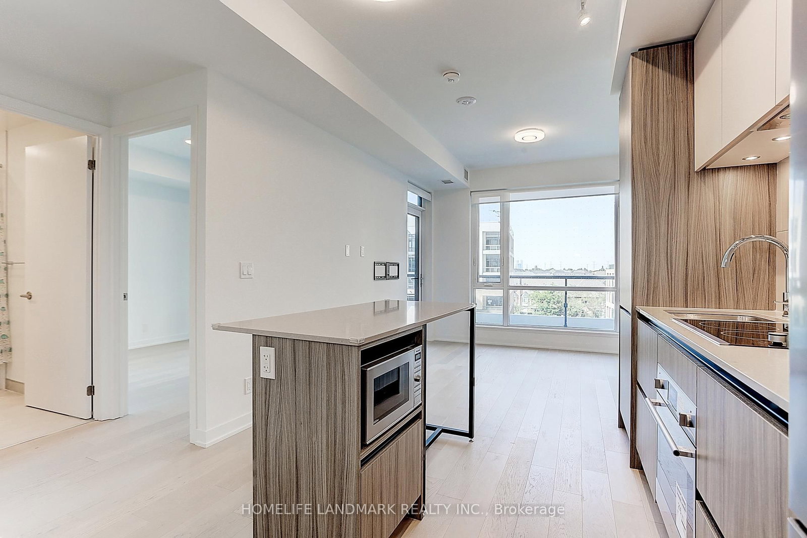 7950 Bathurst Street, Unit B-532 - Photo 7