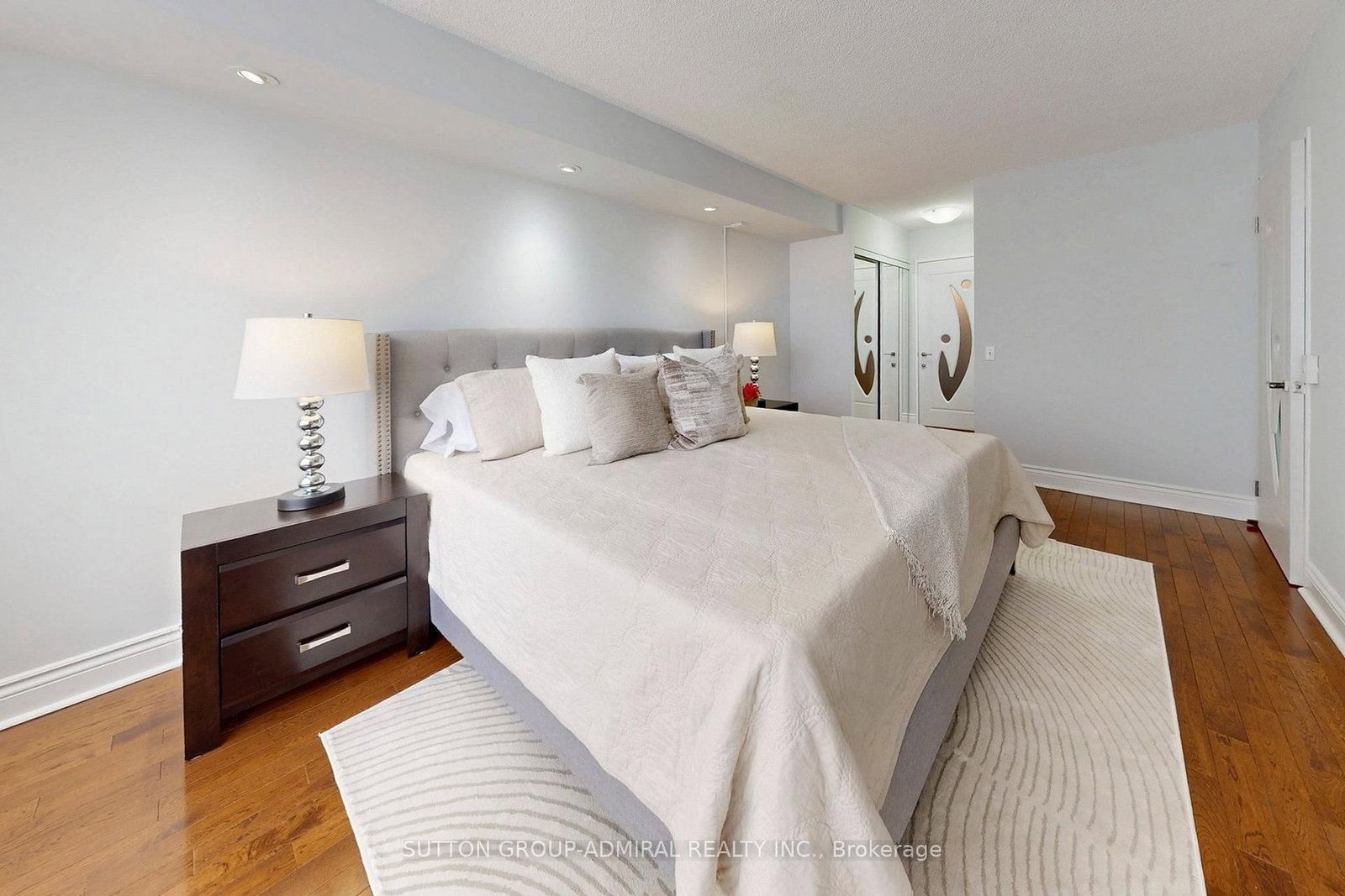 81 Townsgate Drive • #Ph208 • Vaughan, ON photo 16
