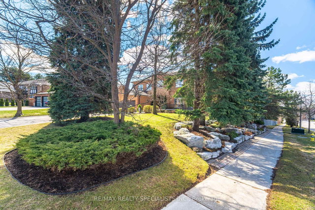 5 Rossmull Crescent