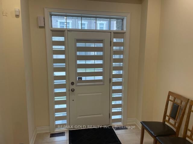 Main Floor 1 Bed 1 Bath - 48 Andress Way