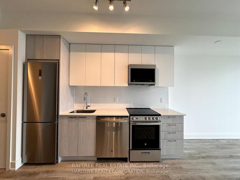 home for lease on 1412-185 Deerfield Road