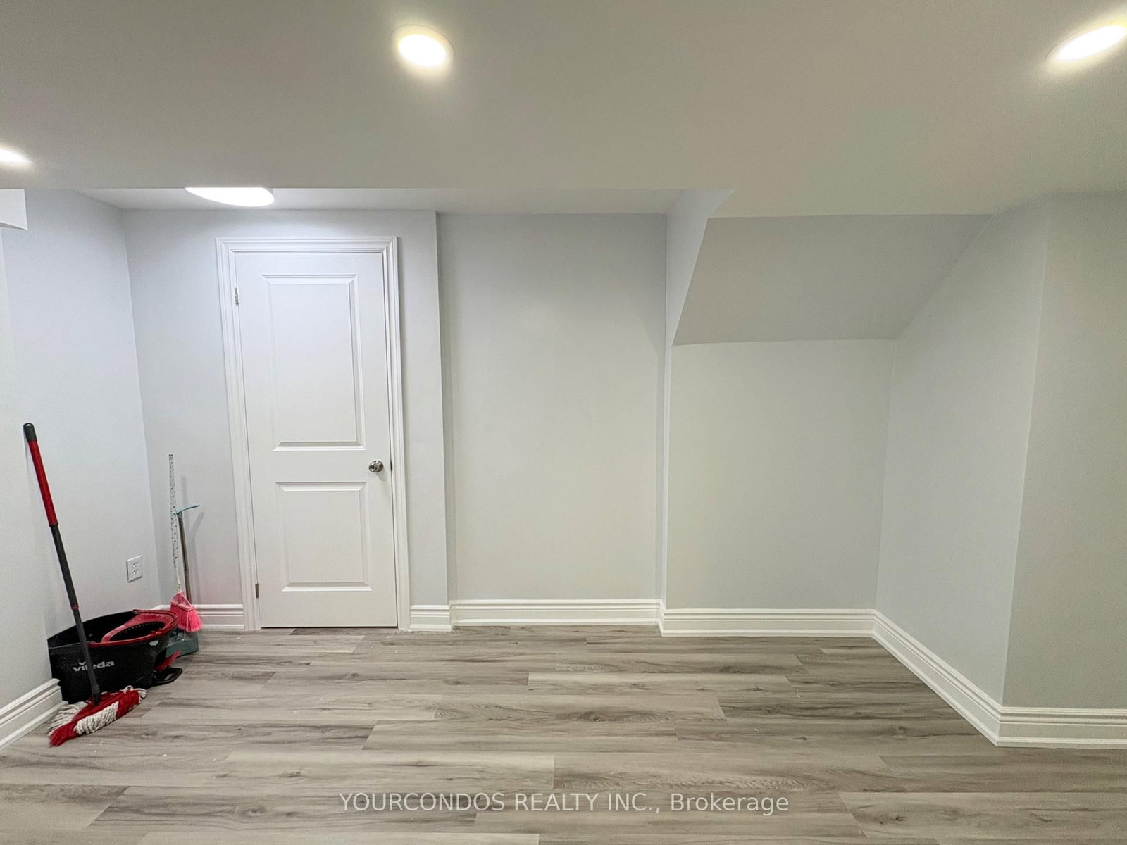 30 Lavron Court, Unit Bsmt - Photo 6