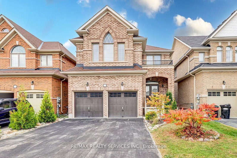 home for lease on 2179 Dawson Crescent