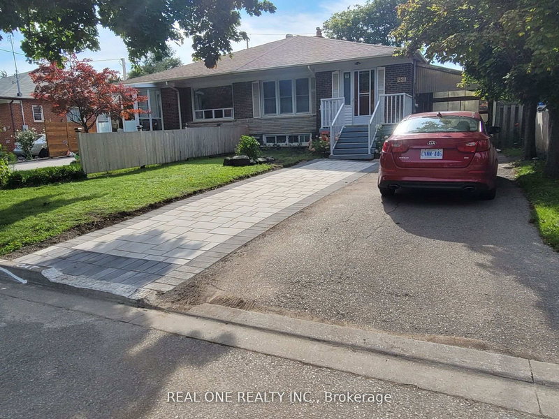 Basement - 221 Elka Dr, Richmond Hill, L4C 3A2 | Image 2