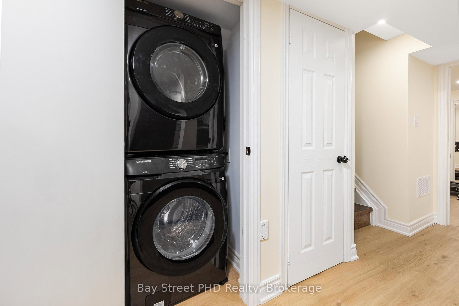 37 Macadam Road, Unit Basement - Photo 11