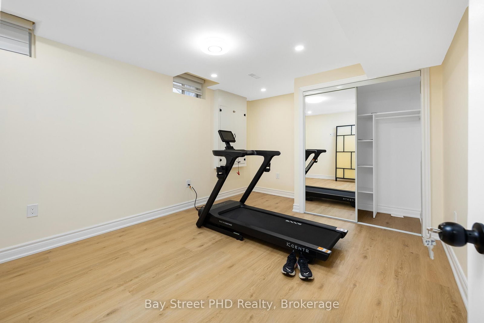 37 Macadam Road, Unit Basement - Photo 4