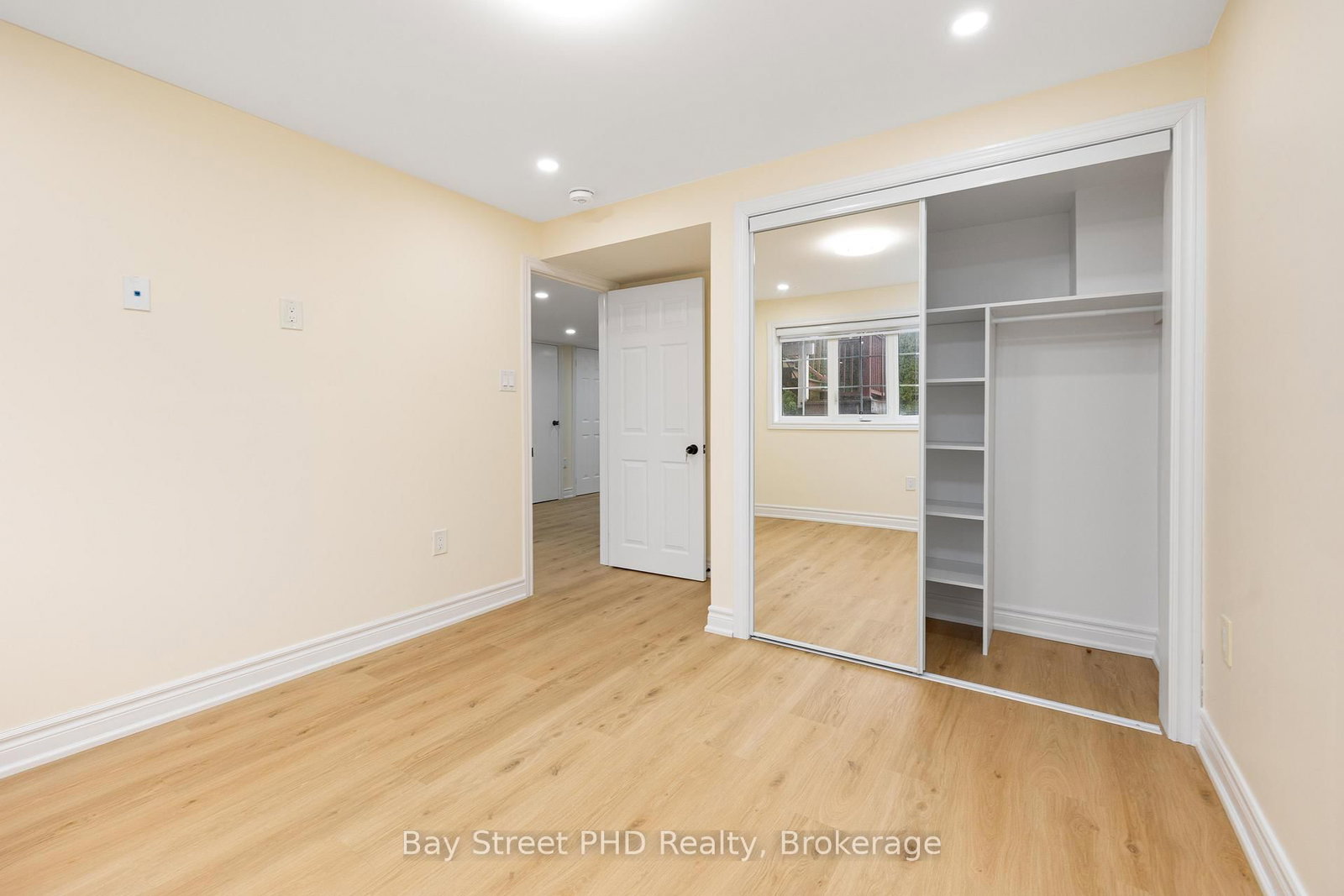 37 Macadam Road, Unit Basement - Photo 7