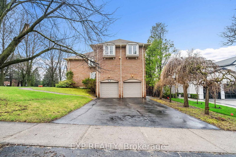 89 Windermere Cres, Richmond Hill, L4C 6Y8 | Image 3