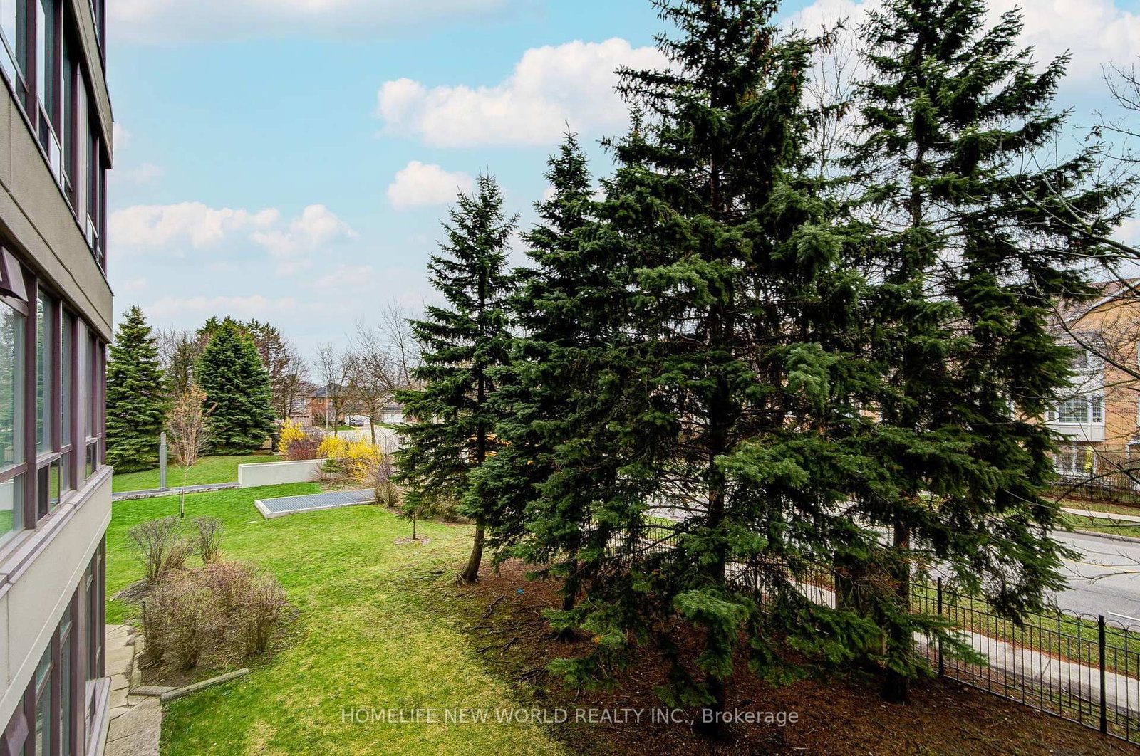 81 Townsgate Drive, Unit 205 - Photo 35