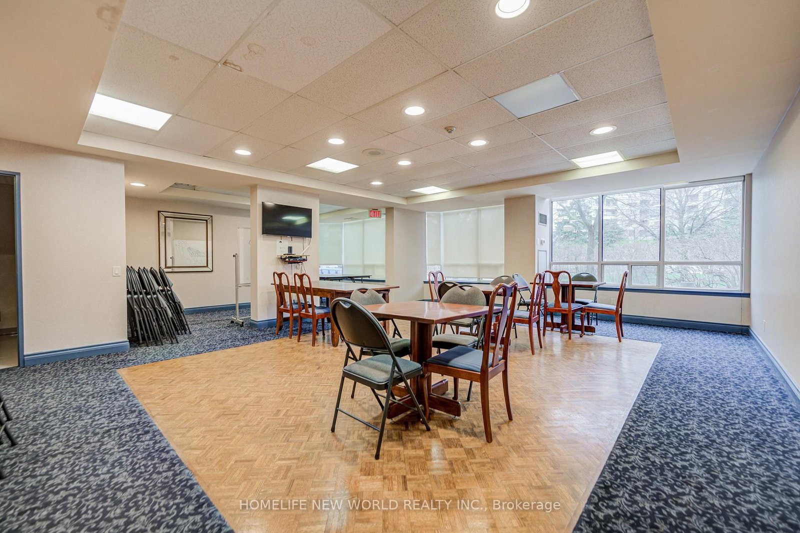 81 Townsgate Drive, Unit 205 - Photo 38