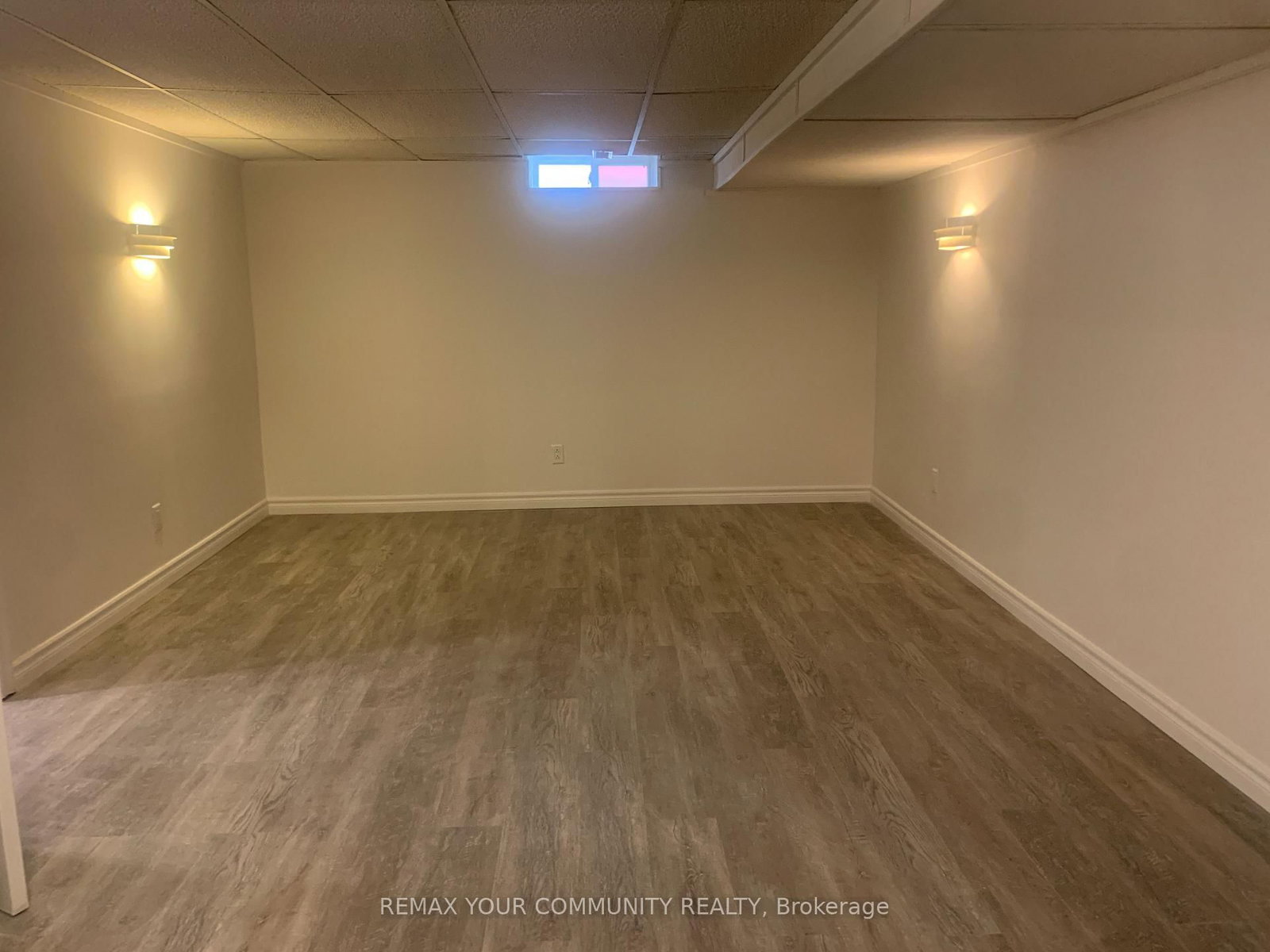 371 Selby Crescent, Unit Basement - Photo 8