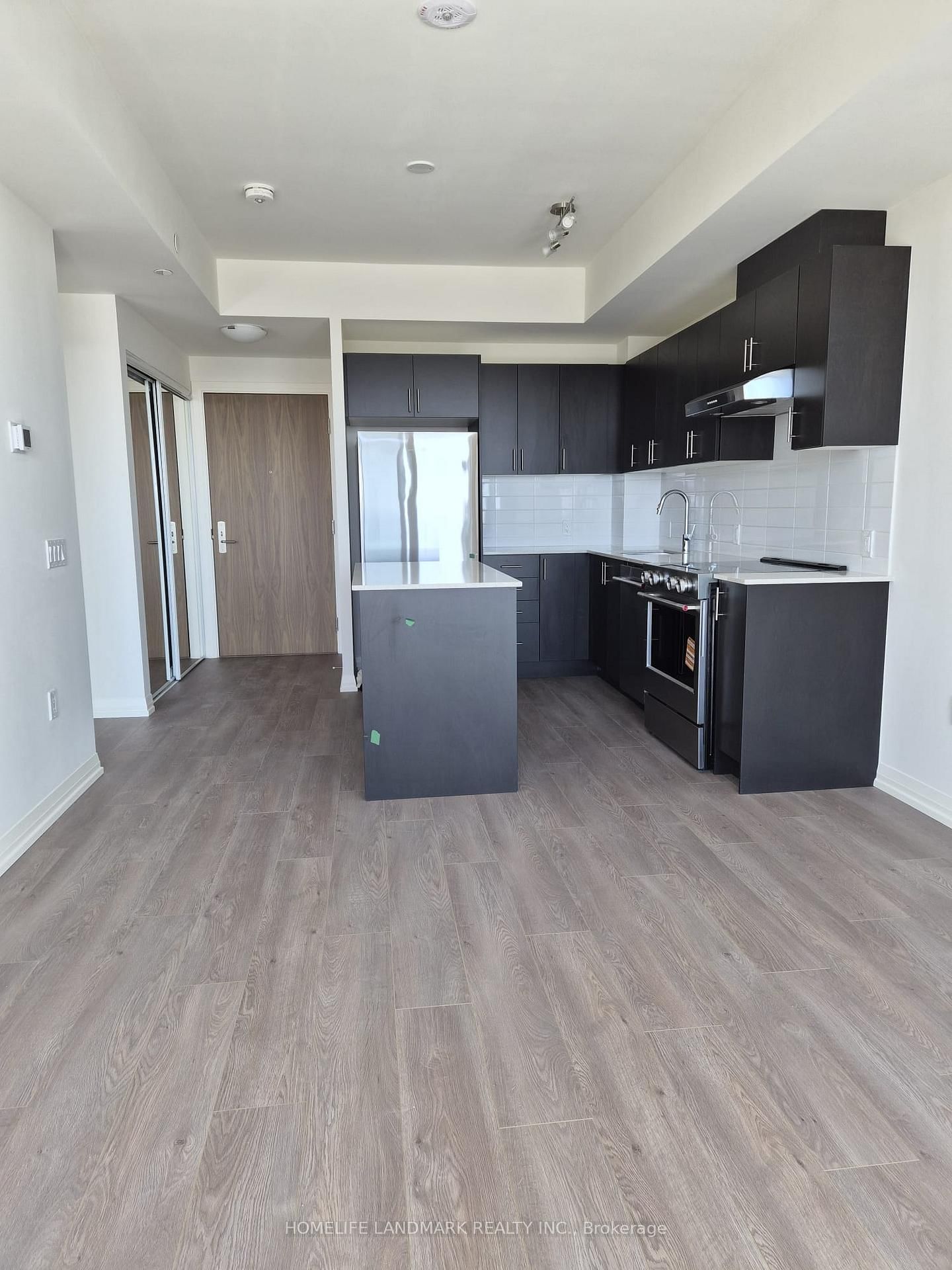 27 Korda Gate, Unit 1607 - Photo 10