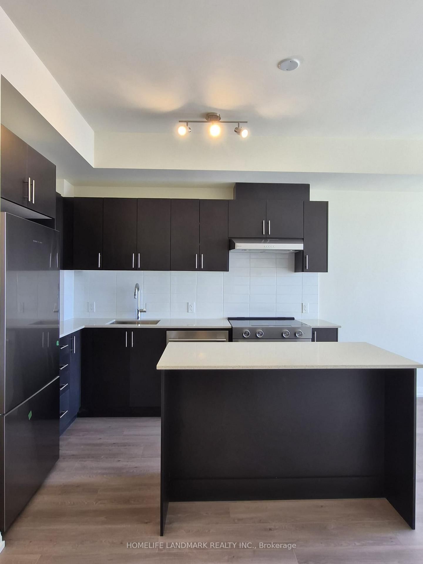 27 Korda Gate, Unit 1607 - Photo 11