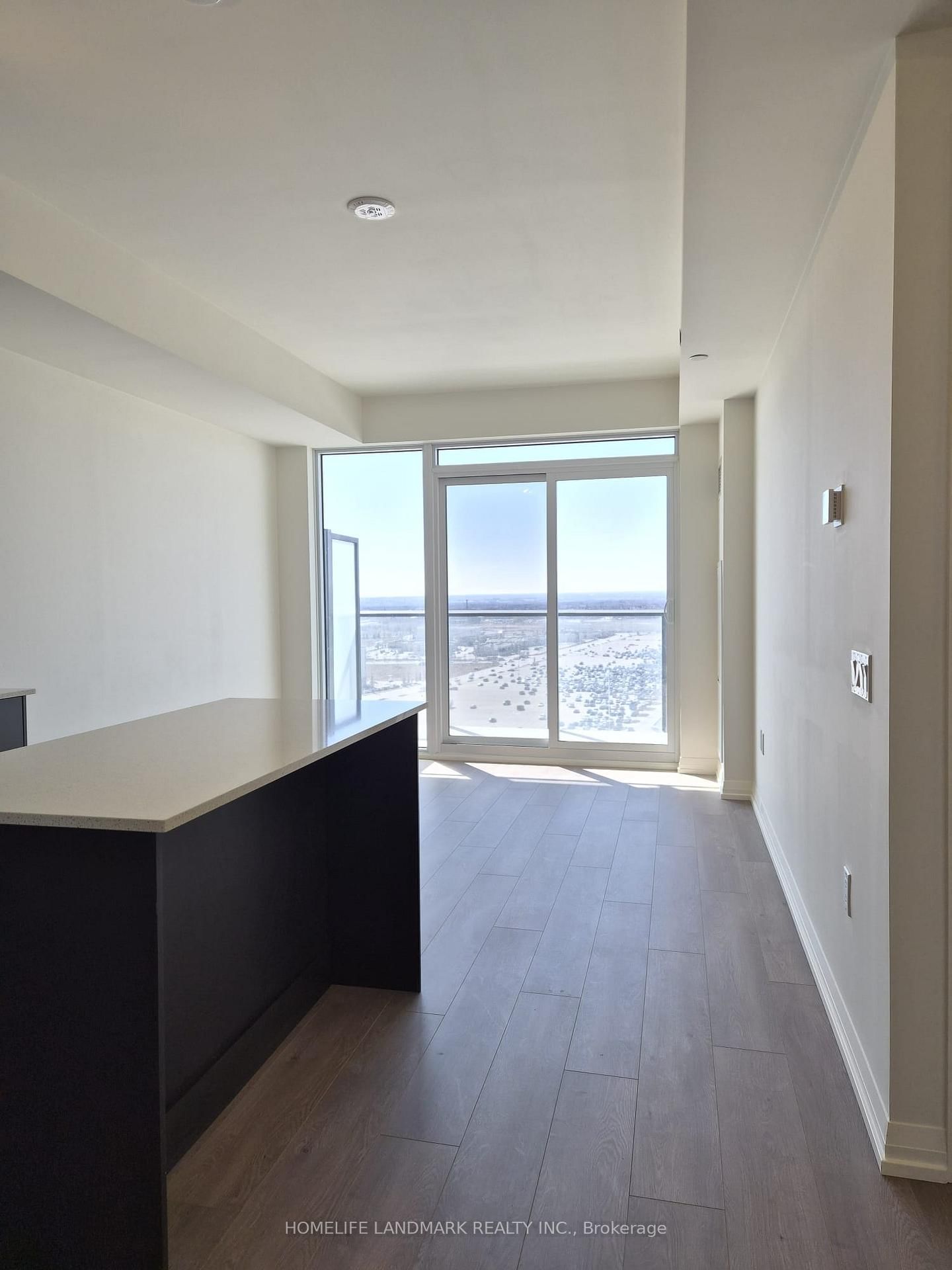 27 Korda Gate, Unit 1607 - Photo 8