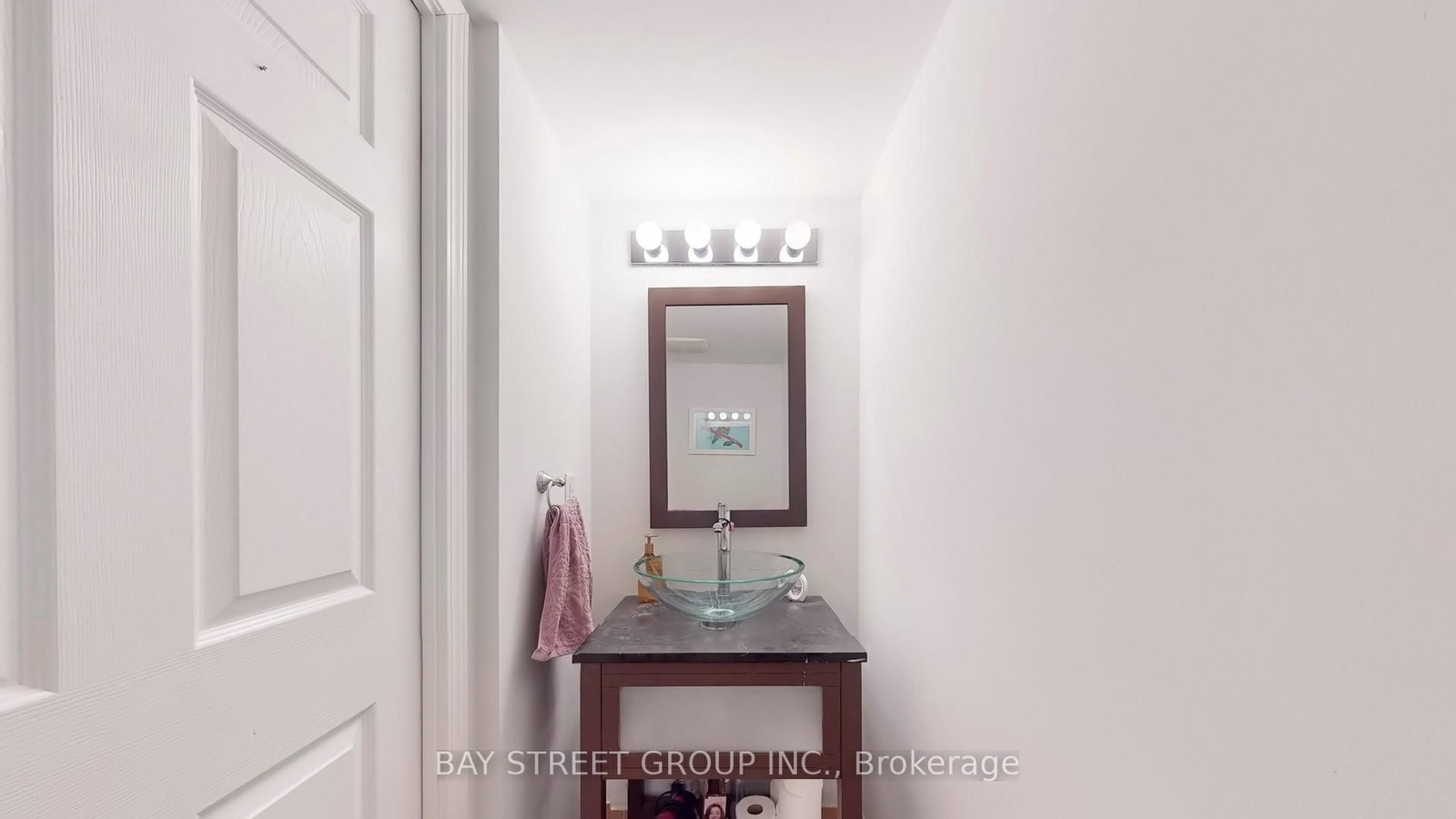 39 Oneida Crescent, Unit LPH19 - Photo 18