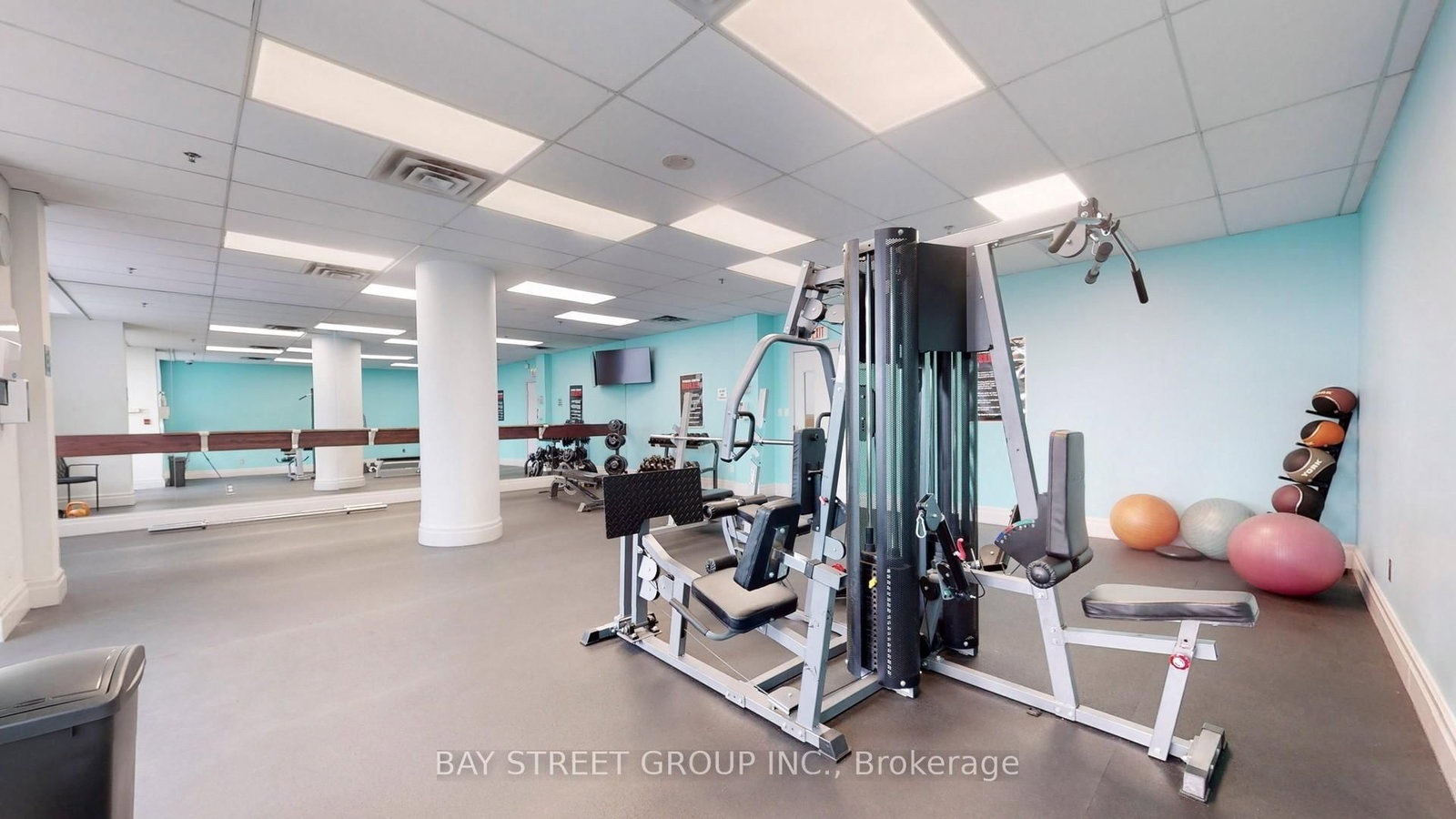 39 Oneida Crescent, Unit LPH19 - Photo 32