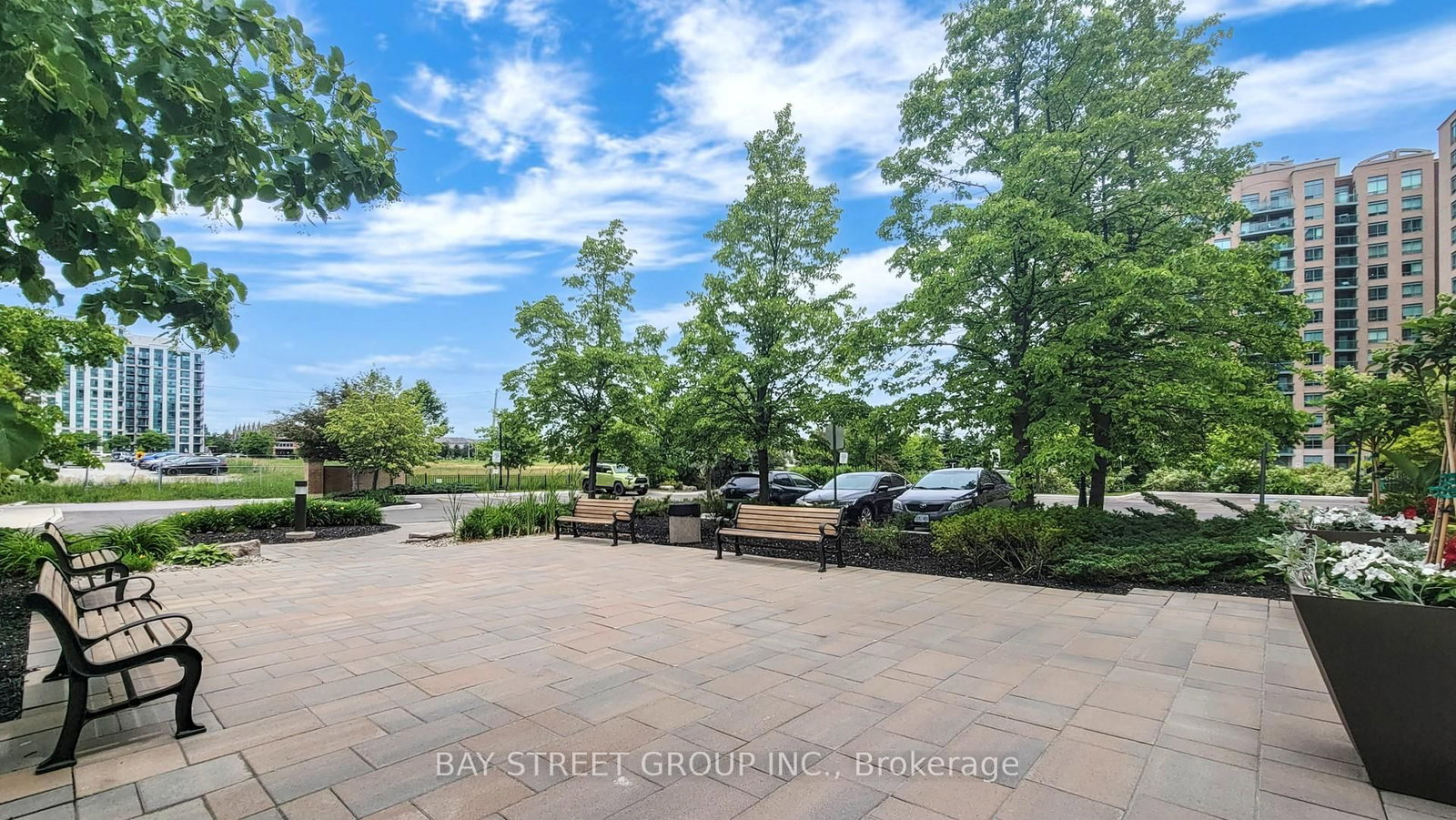 39 Oneida Crescent, Unit LPH19 - Photo 34