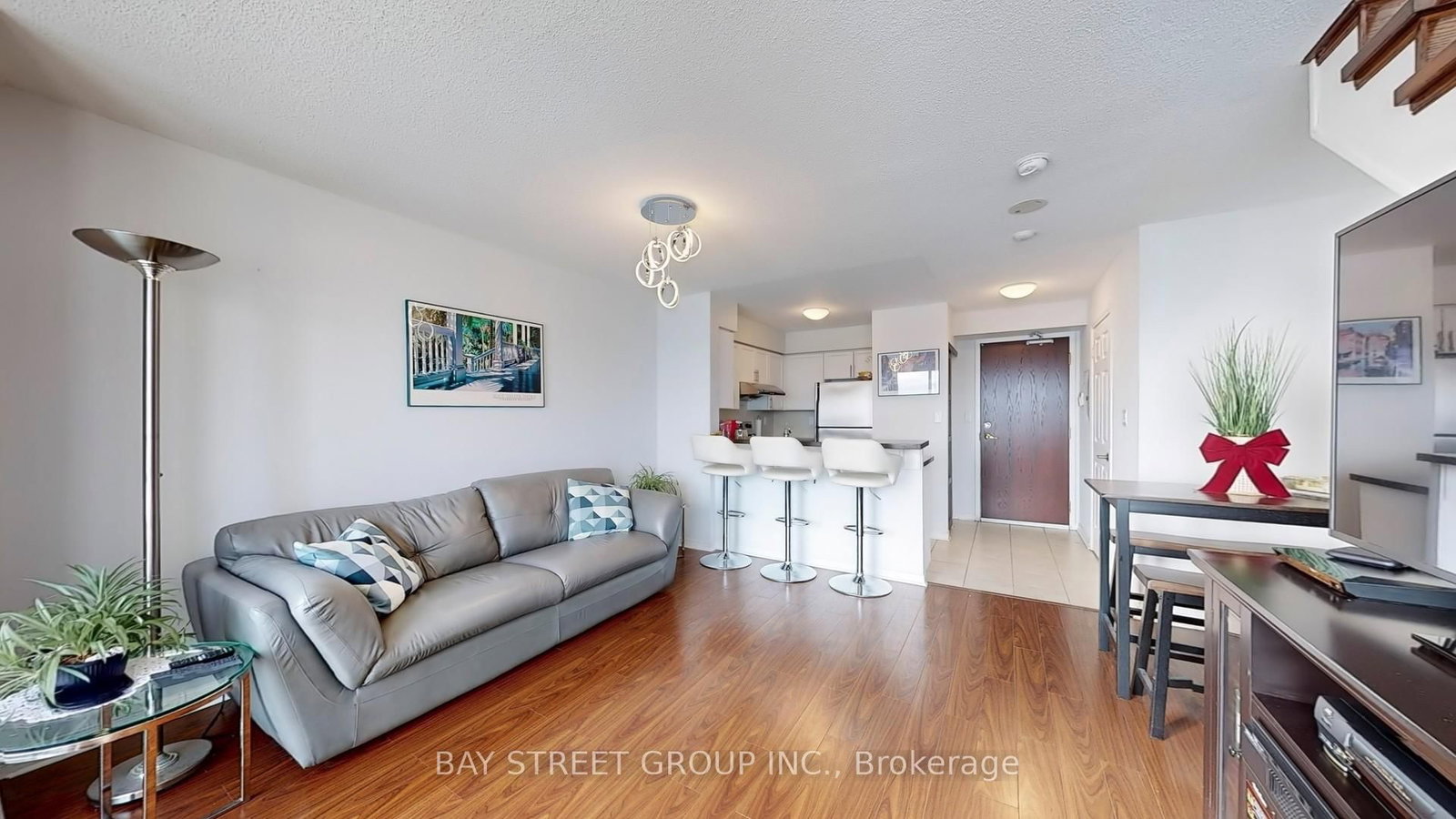 39 Oneida Crescent, Unit LPH19 - Photo 7