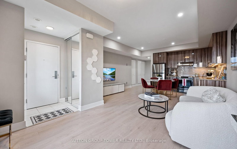 C26 - 26 Bruce St, Vaughan, L4L 0H4 | Image 2