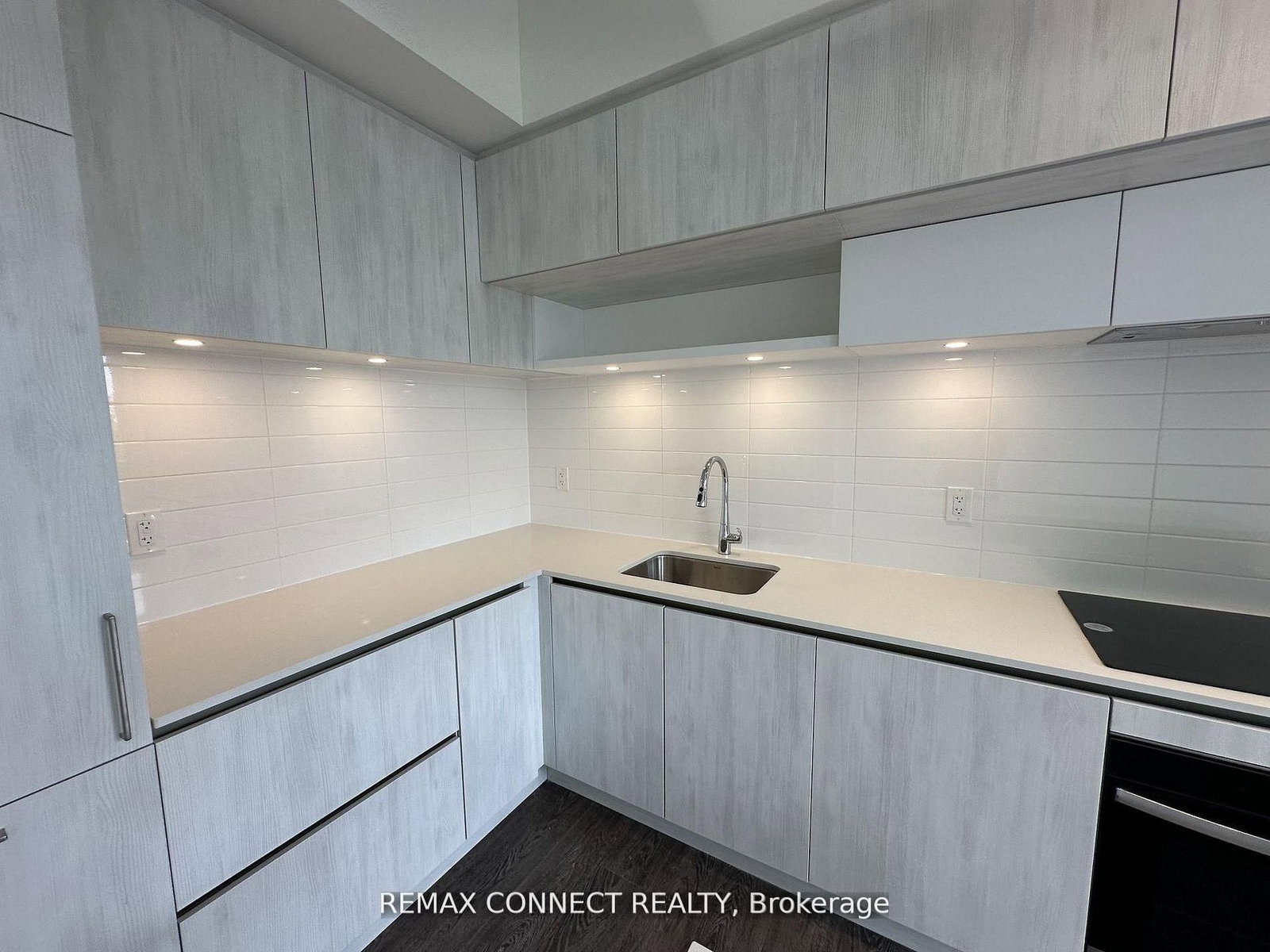 11 David Eyer Road, Unit 1518 - Photo 14