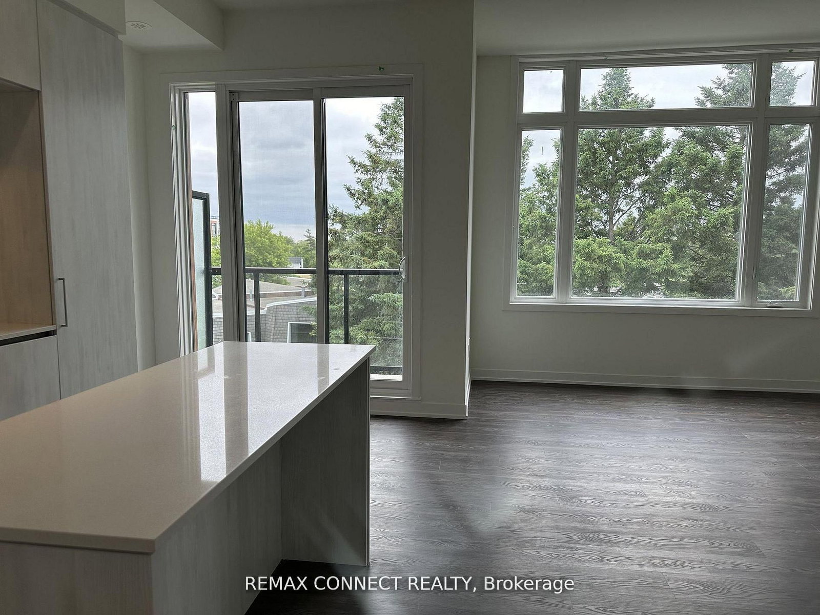 11 David Eyer Road, Unit 1518 - Photo 4