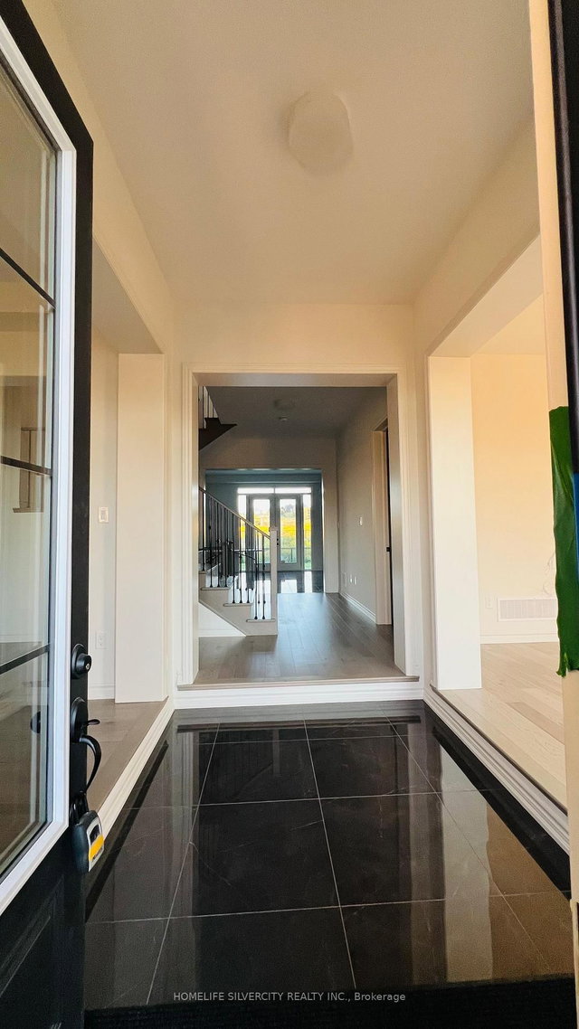 23 Marigold Boulevard E