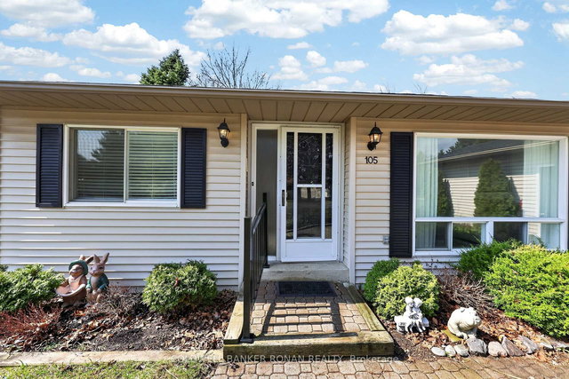 105 Tecumseth Pines Drive