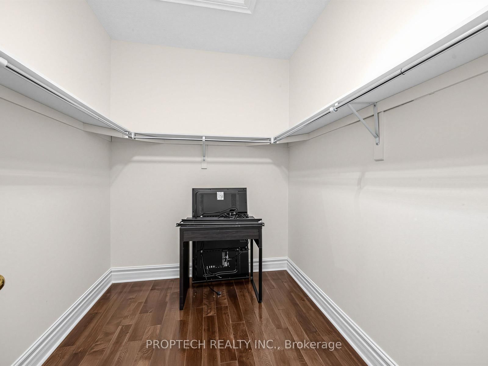 Detached House for sale at 40 Bracknell Avenue, Markham, Ontario, L6C 0R3 - Berczy - MLS: N13011248