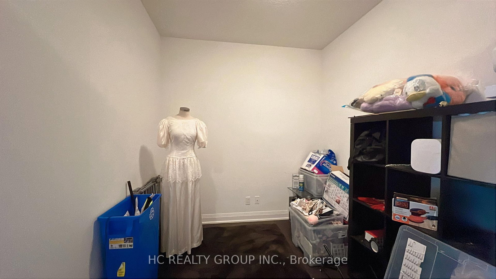 396 Highway 7 Avenue E, Unit 607 - Photo 6