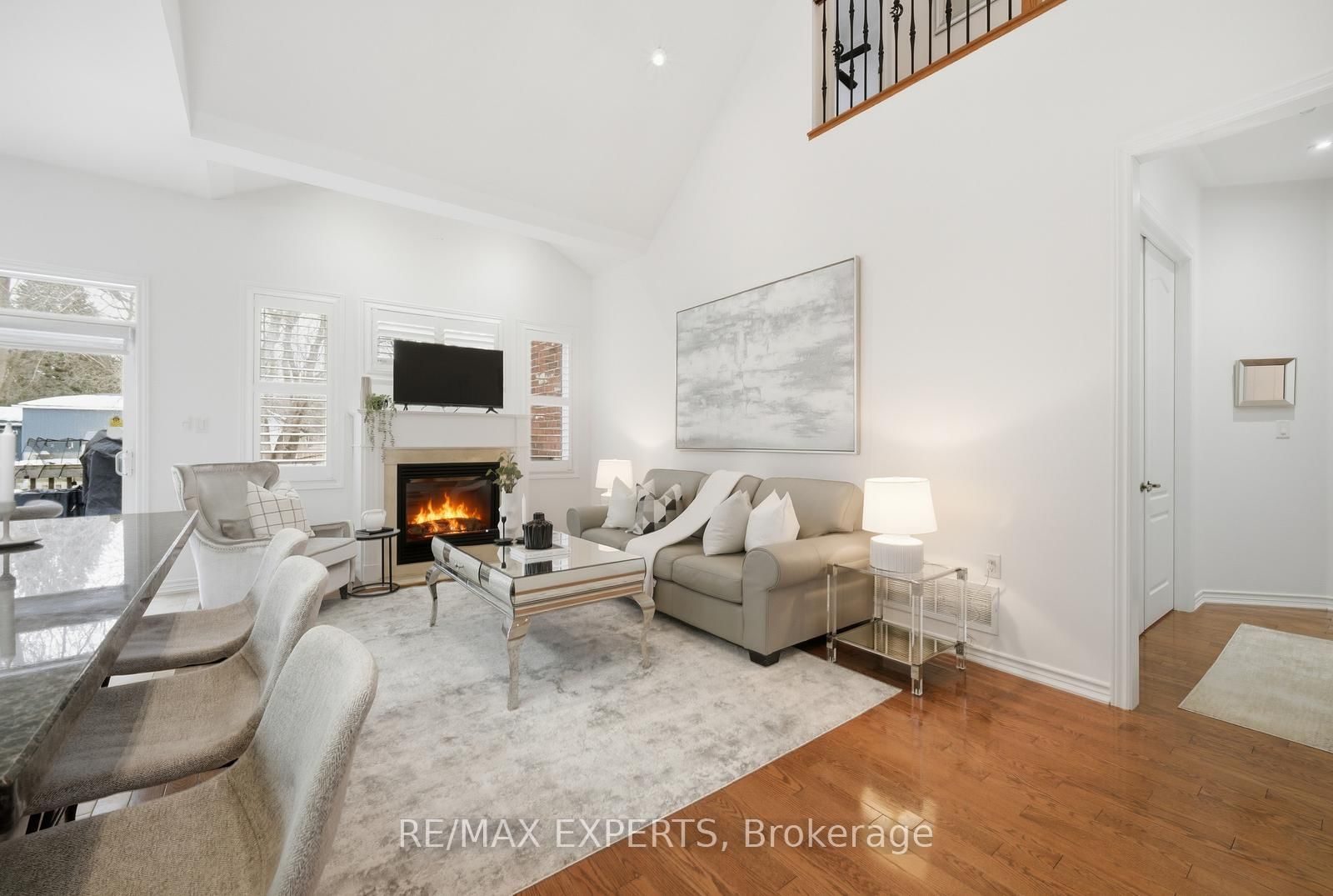 Detached House for sale at 11 Collier Crescent, Essa, Ontario, L3W 0M7 - Angus - MLS: N13011356