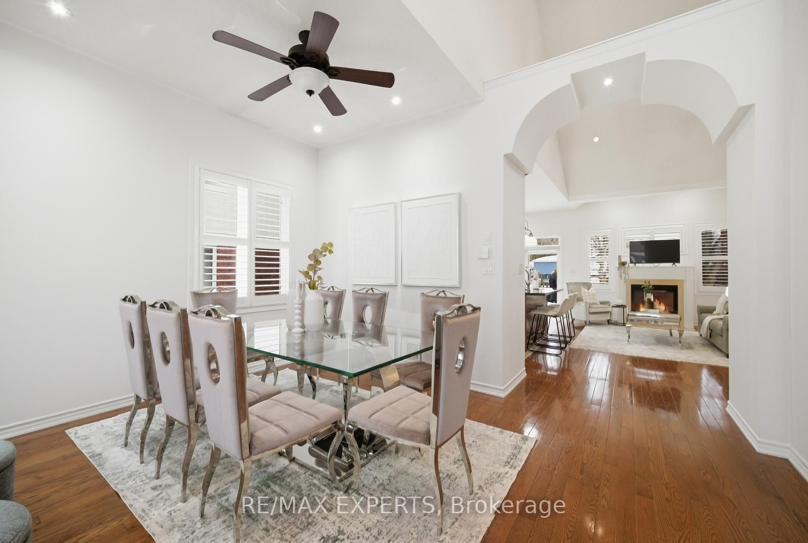 Detached House for sale at 11 Collier Crescent, Essa, Ontario, L3W 0M7 - Angus - MLS: N13011356