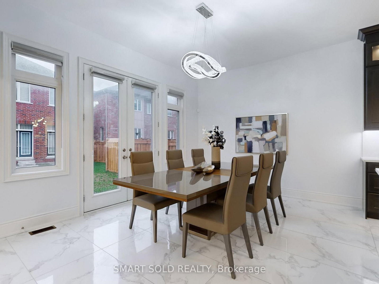 Detached House for sale at 209 Hillsview Drive, Richmond Hill, Ontario, L4C 4L8 - Observatory - MLS: N13011388