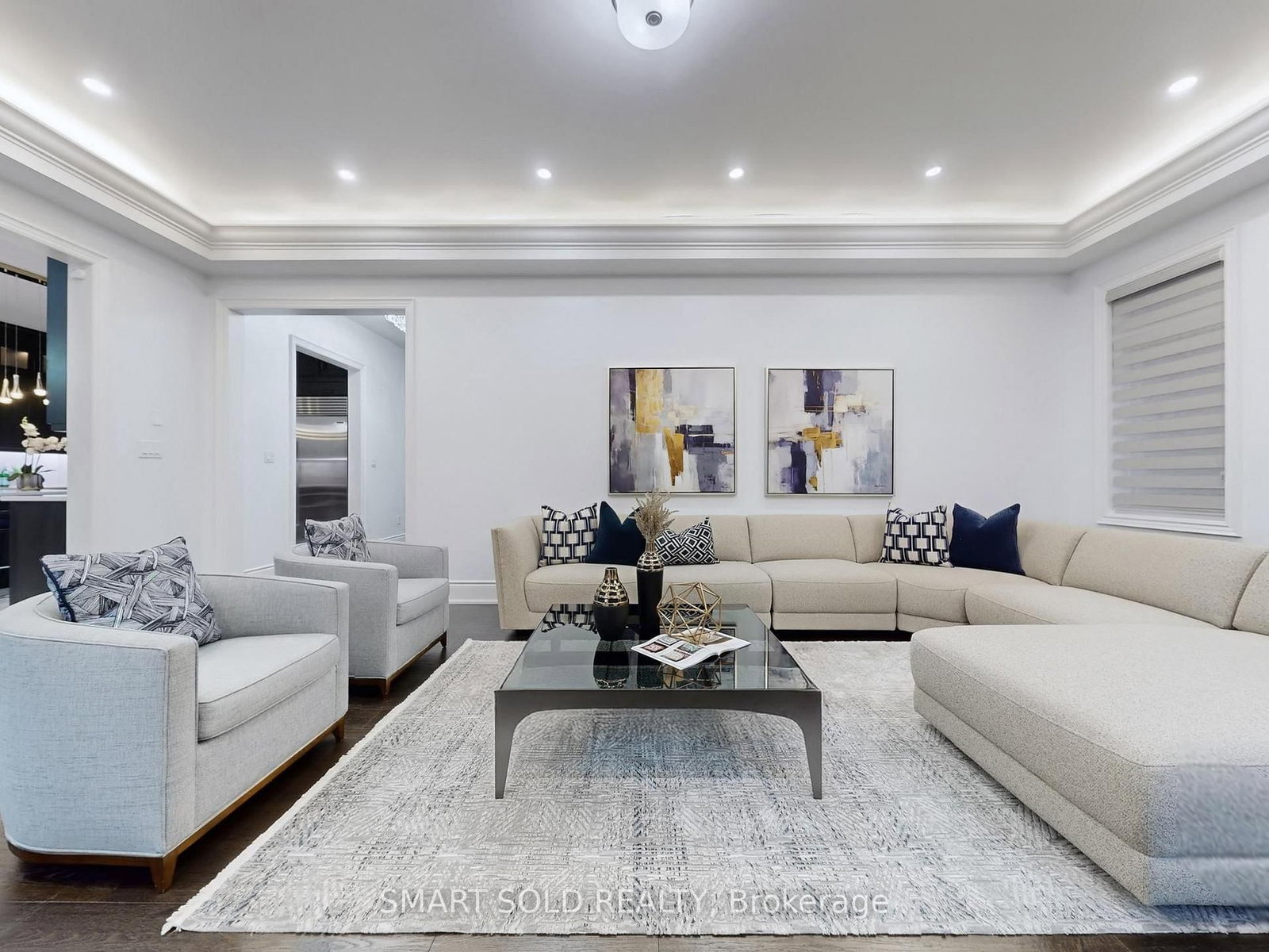 Detached House for sale at 209 Hillsview Drive, Richmond Hill, Ontario, L4C 4L8 - Observatory - MLS: N13011388